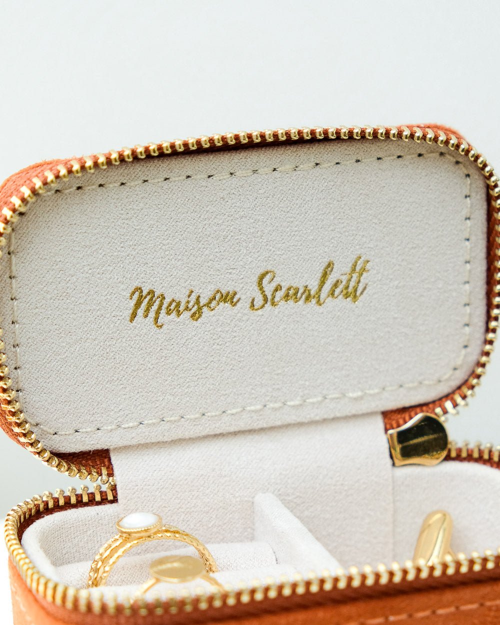 Marie Mini-Reise-Schmuckschatulle aus Samt