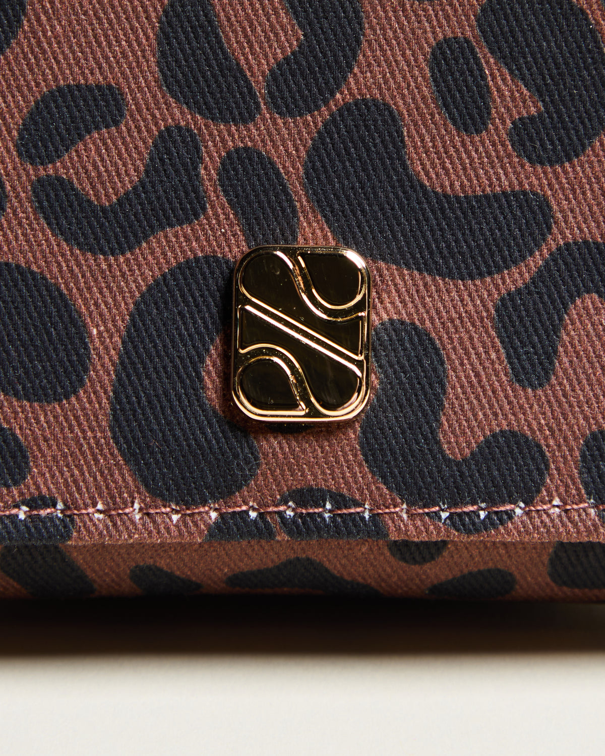 Schmucketui Catherine Leopard