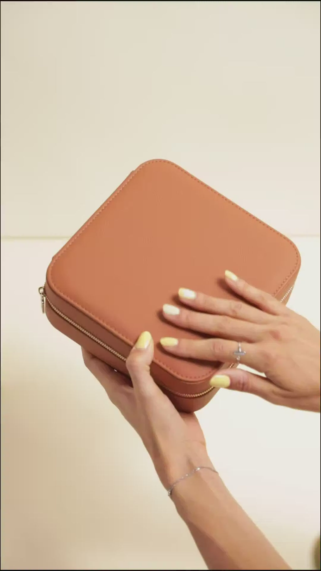 Brillenbox Joséphine mit Leopardenmuster