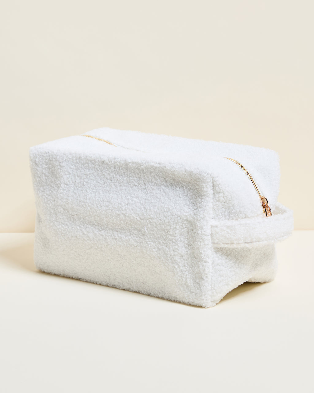 Kosmetiktasche Charlotte aus Bouclé